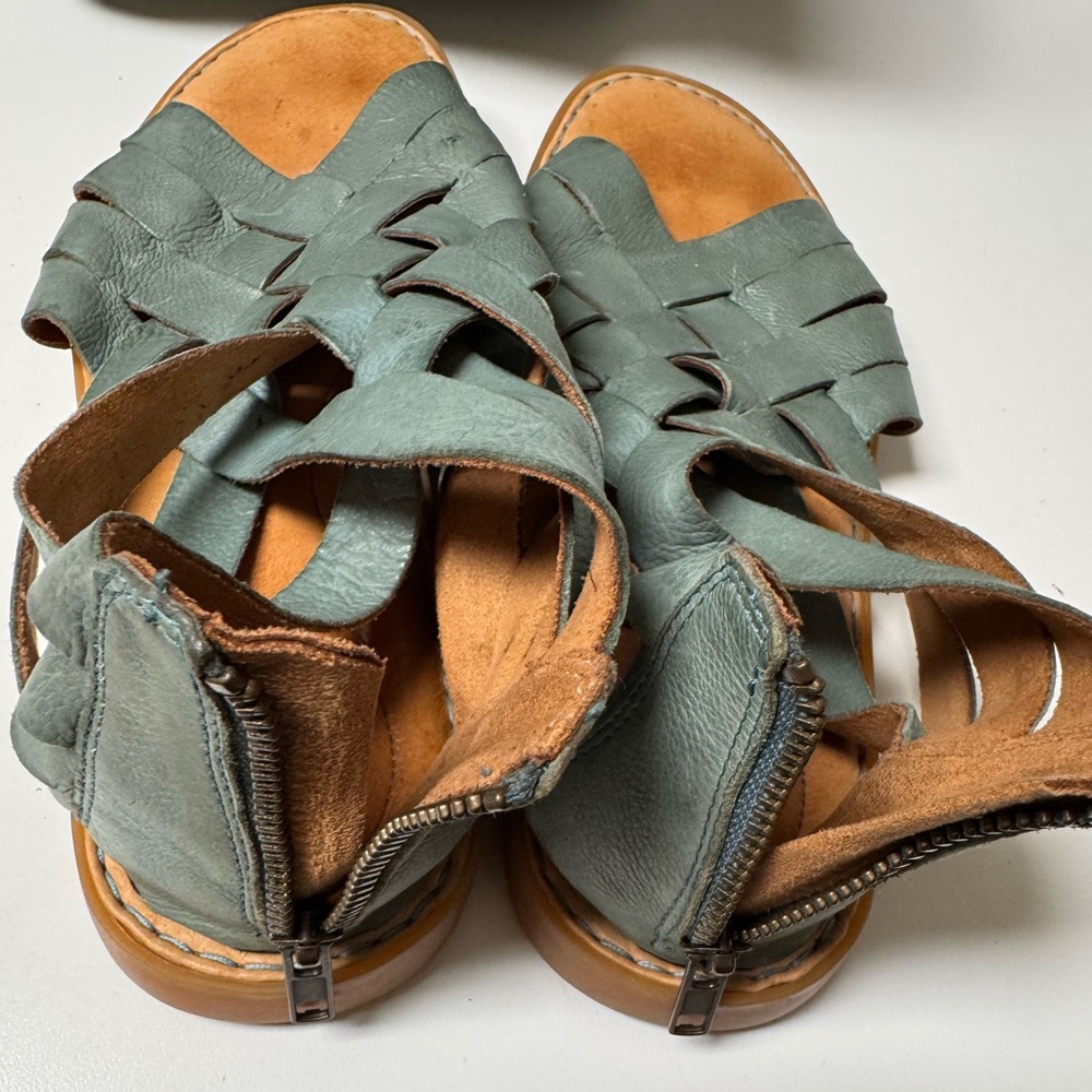 Born Women’s Iwa Woven Turquoise - Picture 10 of 12
